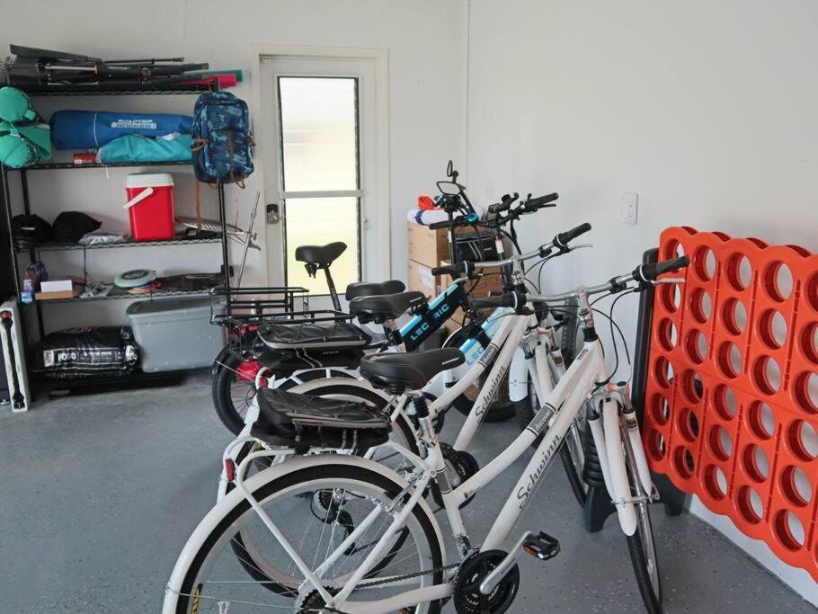 Cozy Retreat, Heated Pool, Water Canal, Bikes,3 Bedroom Кейп Корал Екстериор снимка
