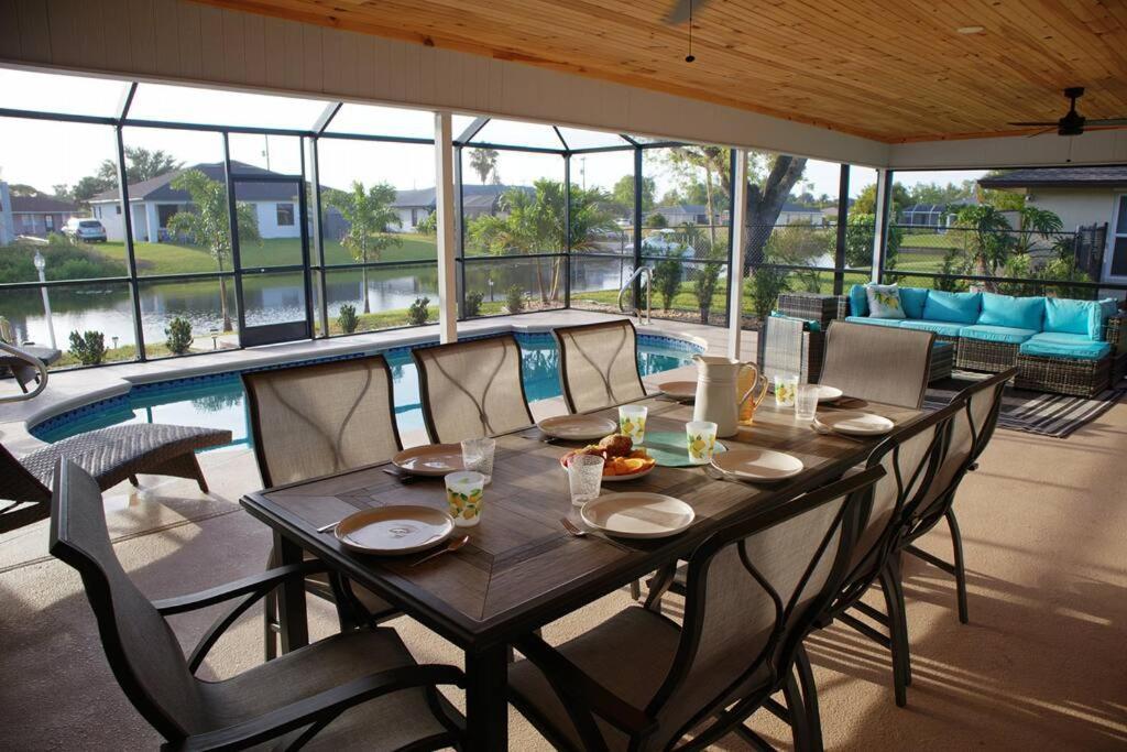 Cozy Retreat, Heated Pool, Water Canal, Bikes,3 Bedroom Кейп Корал Екстериор снимка