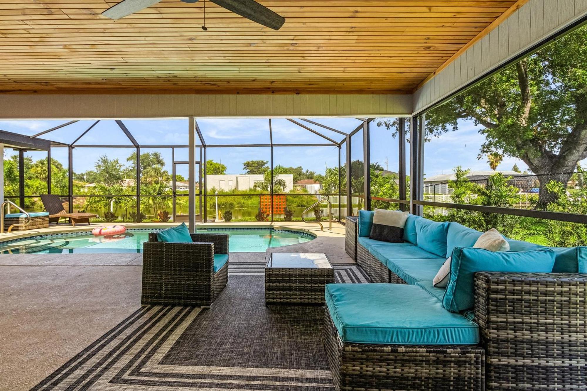 Cozy Retreat, Heated Pool, Water Canal, Bikes,3 Bedroom Кейп Корал Екстериор снимка